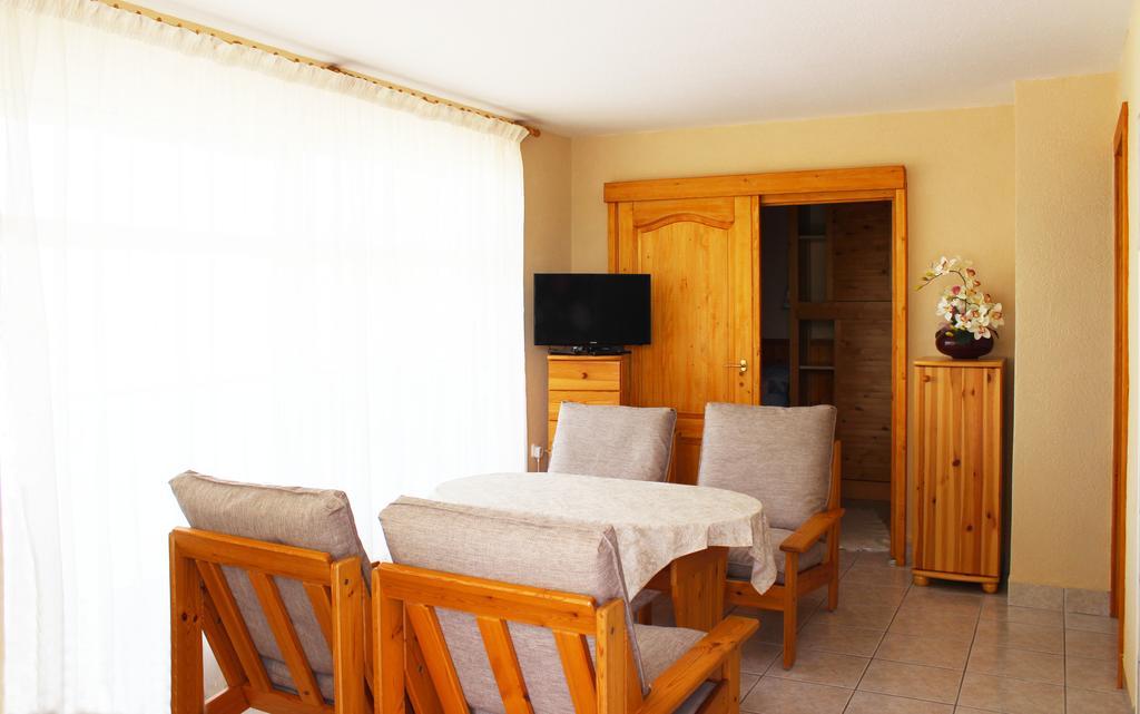 Parton Villa Apartments Fonyód Zimmer foto